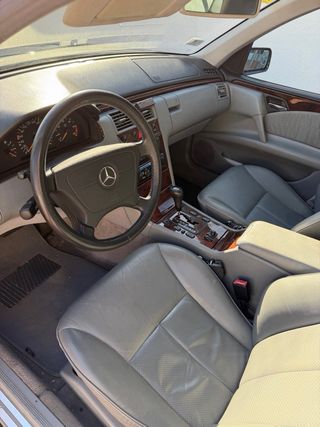 Mercedes-Benz Clase E 1998