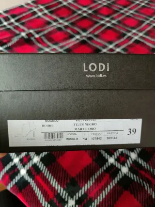 Botines Lodi grises y dorados