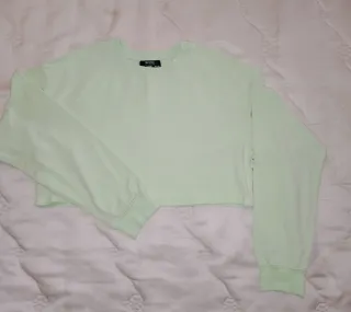 Conjunto camiseta,top,falda pantalón.Bershka. XS,S