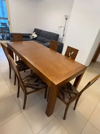 Mesa comedor extensible y 6 sillas