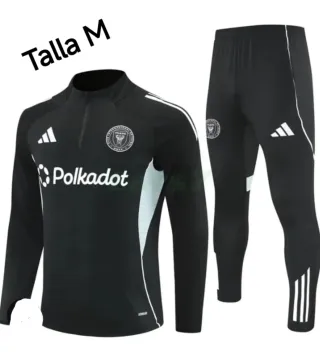 Conjunto deportivo  hombre ( SOLO TALLA M )