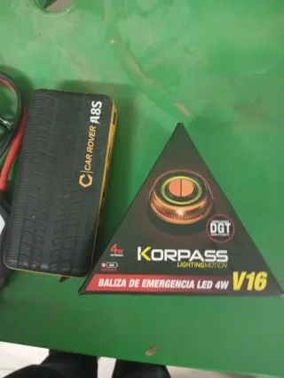 Baliza de Emergencia LED + arrancador de coche