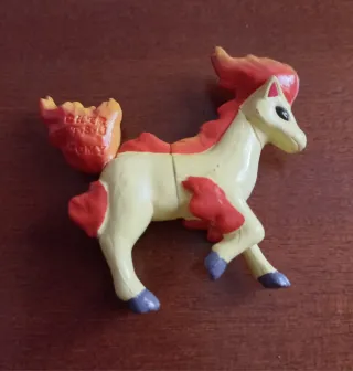 Lotto 2 Tomy Pokemon Ponyta e Rapidash