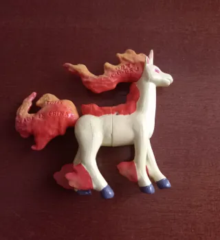 Lotto 2 Tomy Pokemon Ponyta e Rapidash