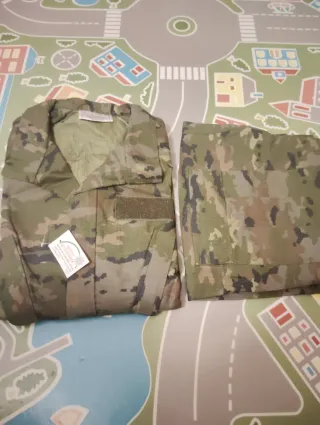 Traje militar camuflaje bimeta