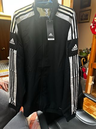 Casaca deportiva Adidas Negra y Blanca