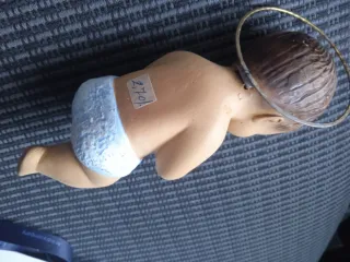 Niño Jesús figura religiosa