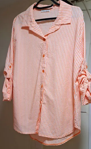 Blusa naranja y blanca rayas talla L
