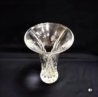 Jarrón de cristal decorativo