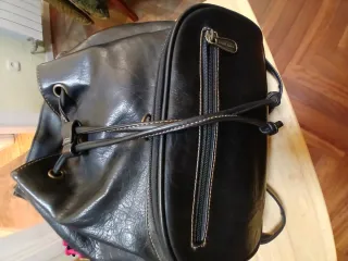 Mochila David Jones Negra Piel Sintética