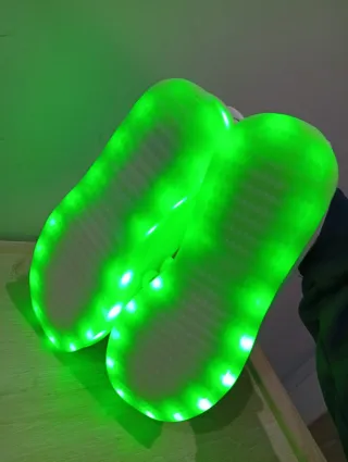 Zapatillas LED Talla 37 Blancas Rosas