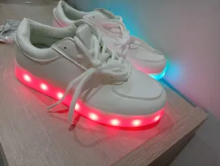 Zapatillas LED Talla 37 Blancas Rosas