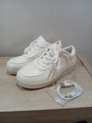 Zapatillas LED Talla 37 Blancas Rosas