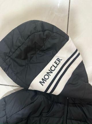 Chaqueta Moncler Negra Talla L