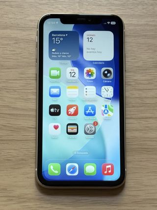 iPhone 11 Argento 128GB PERFETTO STATO batteria NUOVA