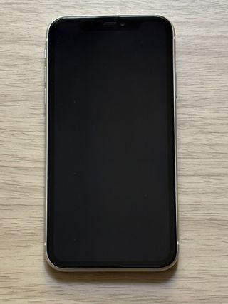 iPhone 11 Argento 128GB PERFETTO STATO batteria NUOVA