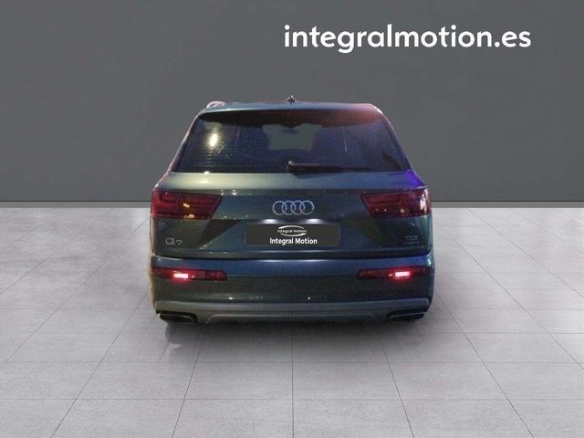 Audi Q7 3.0 TDI 272CV quattro tiptronic