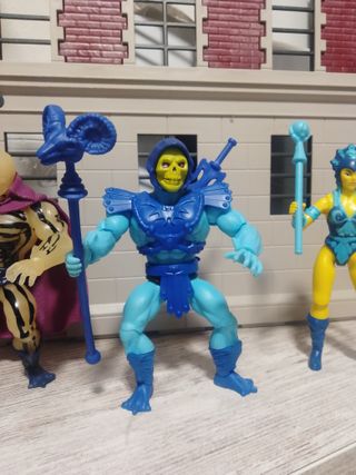 Motu Origins Skeletor scare glow evilyn Figuras