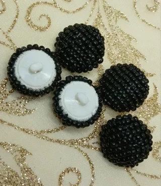 5 Bottoni Dome Vintage Perline Nere