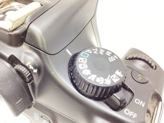 camara digital reflex canon eos 1100d