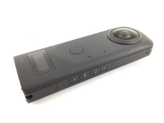 camara ultracompacta ricoh theta z1
