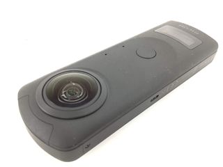 camara ultracompacta ricoh theta z1