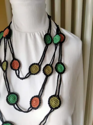 Collana uncinetto fatta a mano