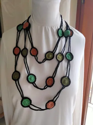 Collana uncinetto fatta a mano