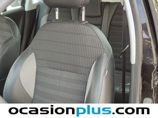 Peugeot 2008 BlueHDi 100 S&S Allure 73 kW (100 CV)