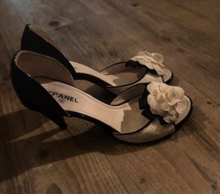 Tacones Chanel Blanco y Negro