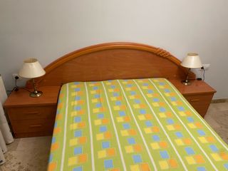 Cabezal,cómoda,2 mesitas de noche y espejo