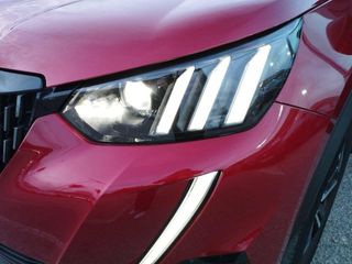 Peugeot 2008 BlueHDI 130 S&S EAT8 GT Line