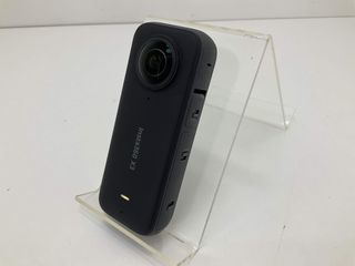 camara ultracompacta insta360 x3
