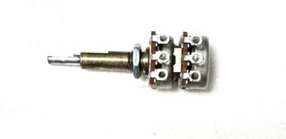 Potenciómetro doble