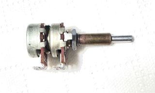 Potenciómetro doble