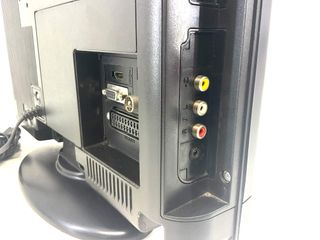 televisor lcd 16” oki v16a