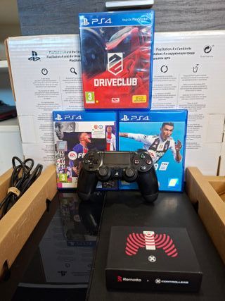Consola PS4 + Mando + 3 Juegos
