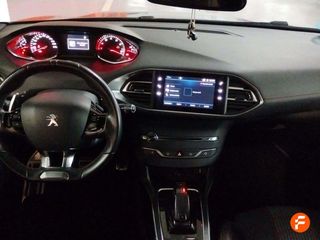 Peugeot 308 5p Allure 1.2 PureTech 96KW (130CV) EAT8