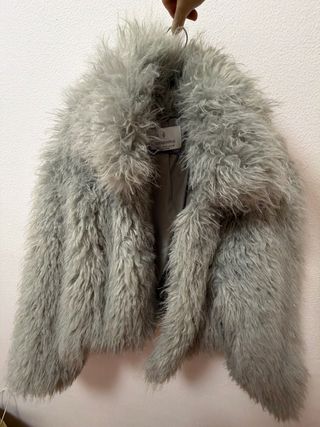 Abrigo pelo gris Stradivarius Talla M