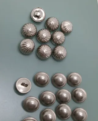 Lotto 28 Bottoni /botones Vintage metallo argentat