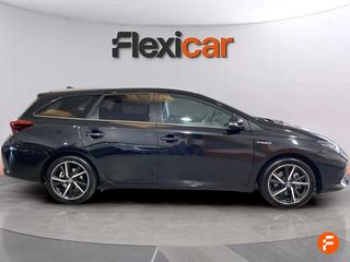 Toyota Auris 1.8 140H Active Touring Sports