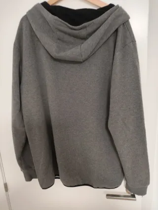 Chaqueta Macson gris con cremallera