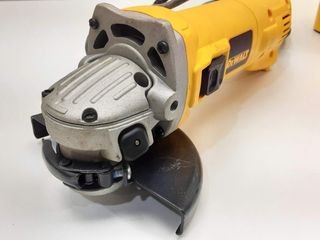 radial dewalt d28134