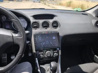 Peugeot 308 Descapotable año 2011.