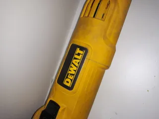Amoladora Dewalt DWE4056