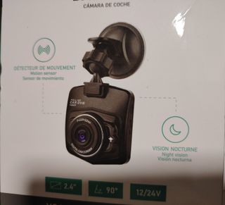 Cámara de vídeo para coche, filma y graba.