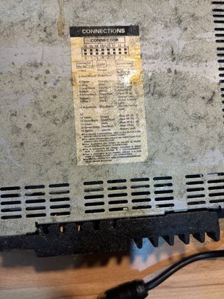 Alpine CDA-9852RR – Radio coche CD/MP3 (original)