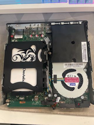 Mini PC Lenovo M60e Negro