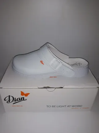 Zuecos Dian Piel 1805 Blancos tallas 36 y 39