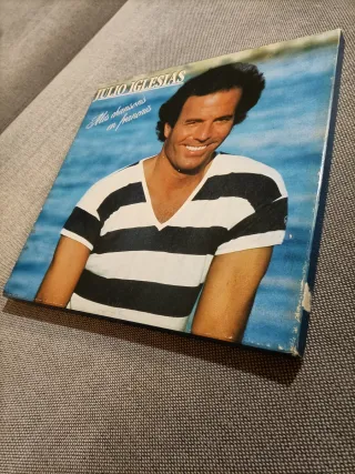 Caja Lote 3 Vinilos Julio Iglesias en francés
